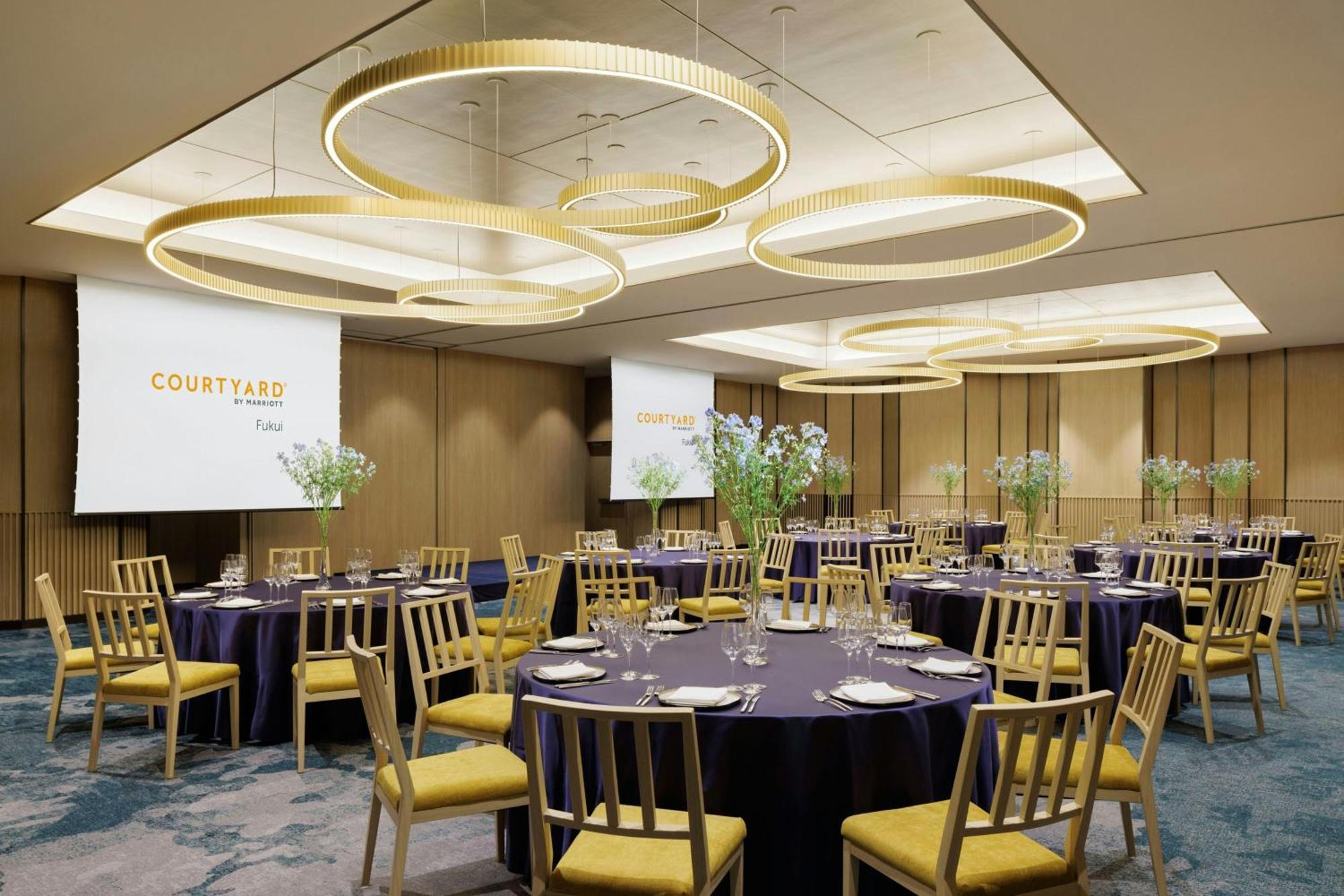 Отель Courtyard By Marriott Фукуи Экстерьер фото